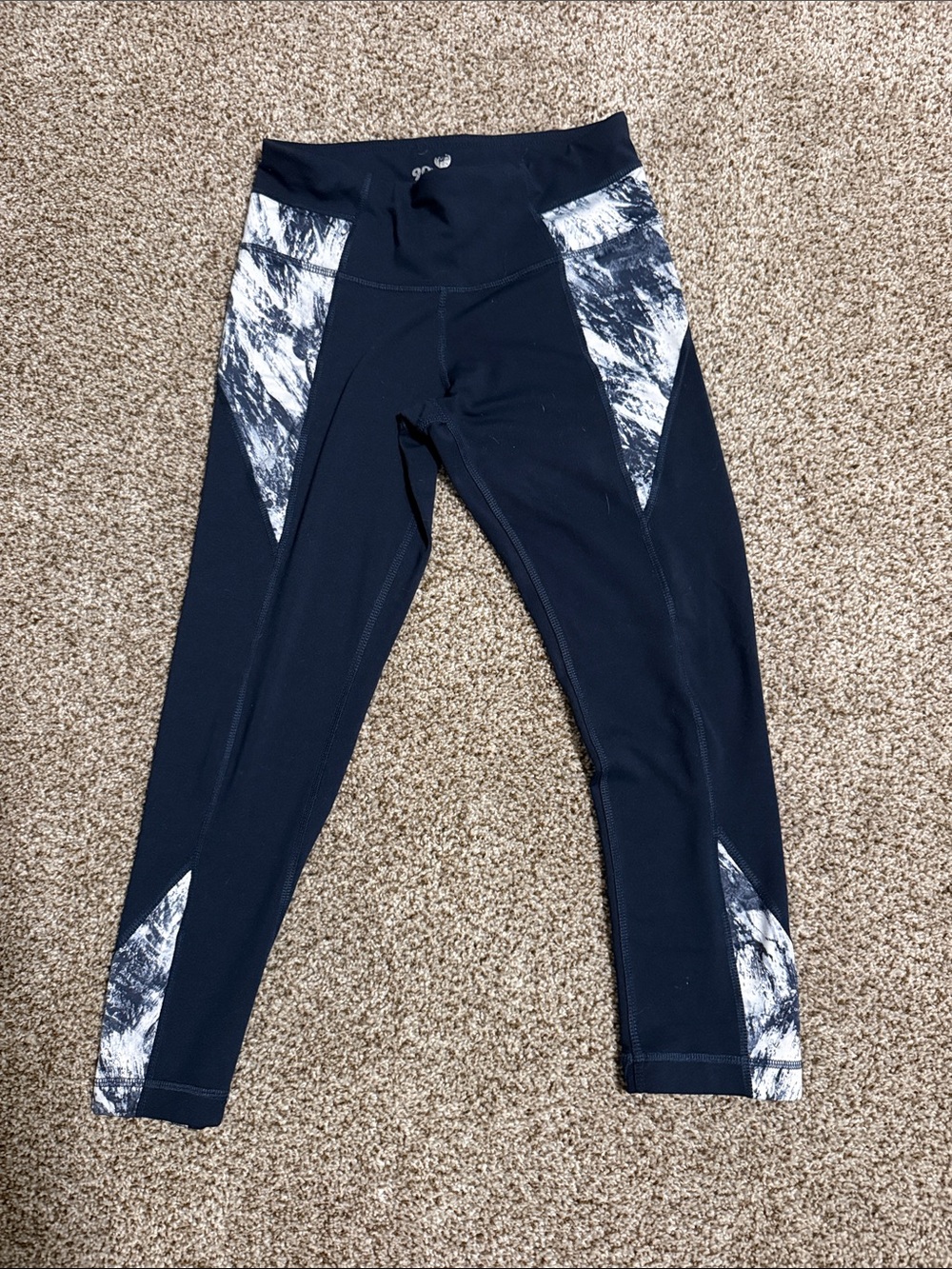90 Degree Leggings with Marble Detail